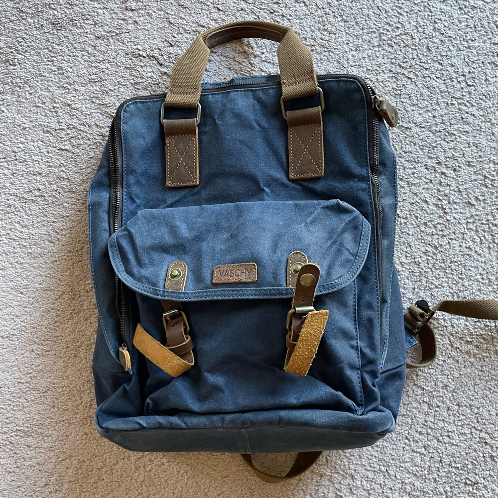 Vaschy leather laptop backpack